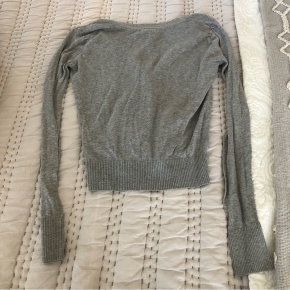 Banana Republic Light Grey Cardigan - Picture 3 of 3